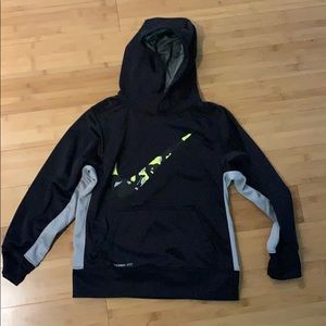 Nike Therma-fit Boys Size Medium